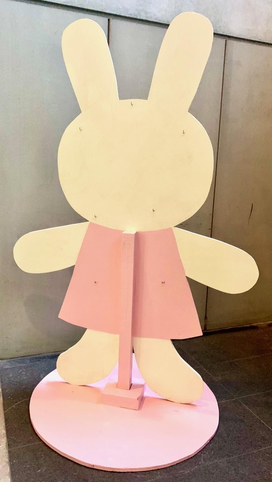 ひらべったい ピンクのうさぎ - ARANZINET ONLINESHOP