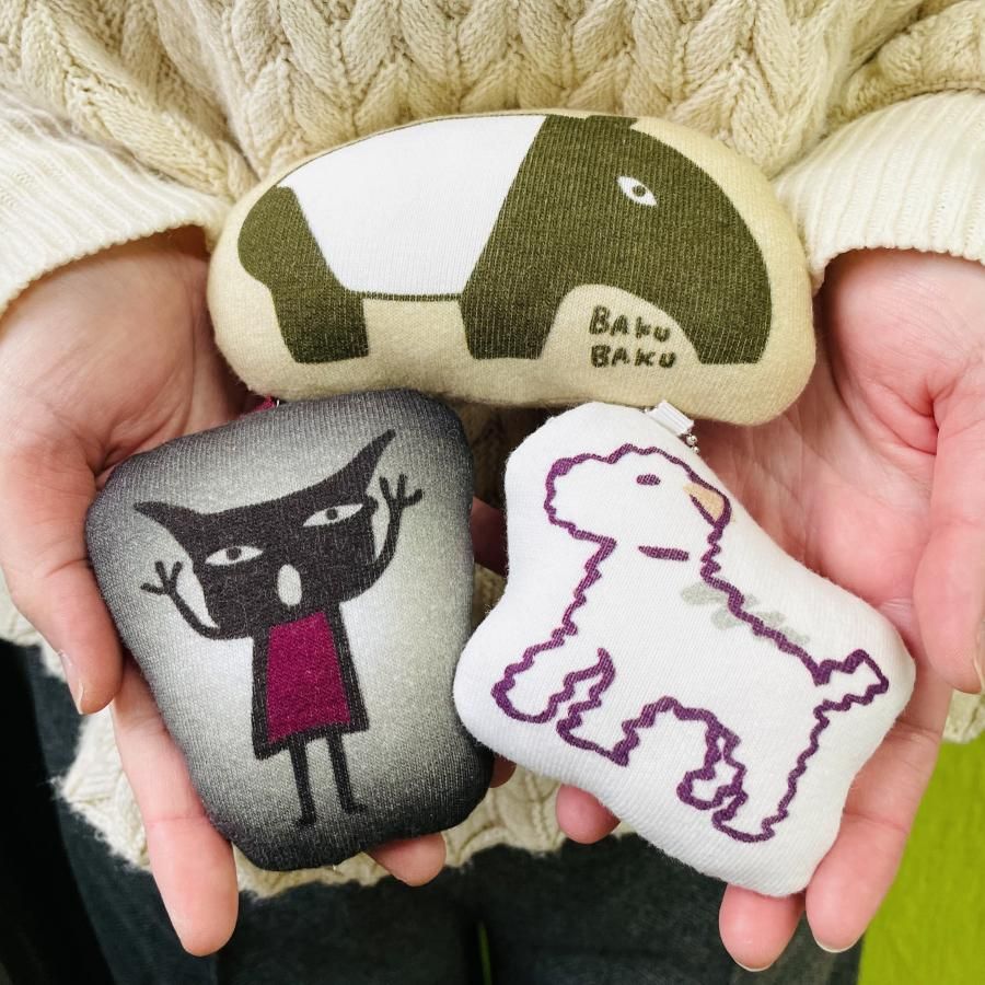 Ado はたちのはたち　はちゃん　ぬいぐるみキーホルダー Ado はちゃんです ぬいぐるみ - メルカリ