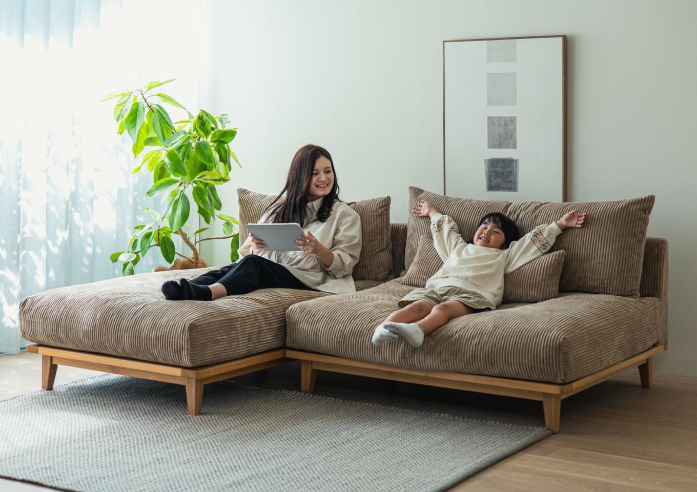 Fumi 幸せになるソファ ワイド Fumi（フミ） / 幸せになるソファ / ワイド ｜三島家具オンラインショップ