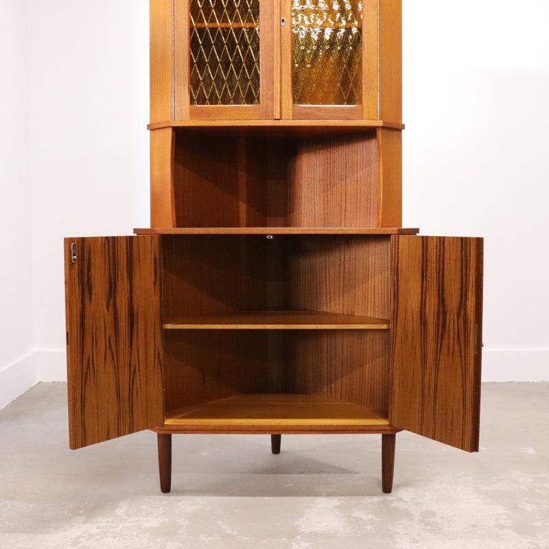 ヴィンテージ家具 / コーナーキャビネット / 北欧デンマーク ヴィンテージ家具 / コーナーキャビネット / 北欧デンマーク