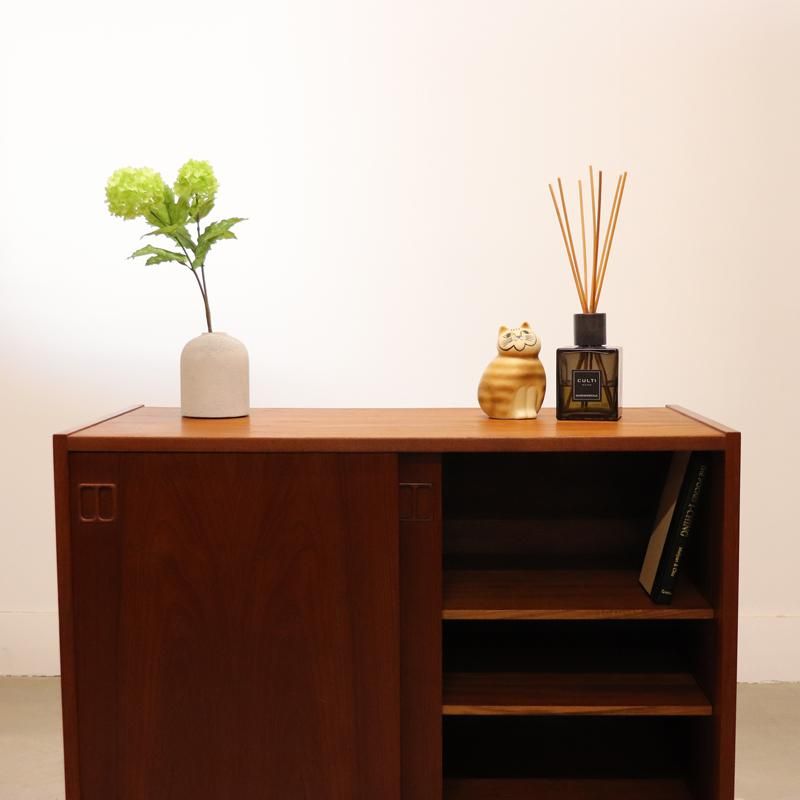 ヴィンテージ家具 / キャビネット / デンマーク / CB-001 丁寧な ヴィンテージ家具 / キャビネット / デンマーク / CB-001 丁寧な