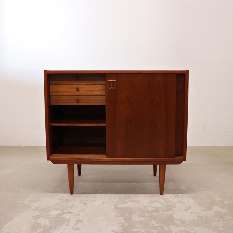 ヴィンテージ家具 / キャビネット / デンマーク / CB-001 丁寧な ヴィンテージ家具 / キャビネット / デンマーク / CB-001 丁寧な