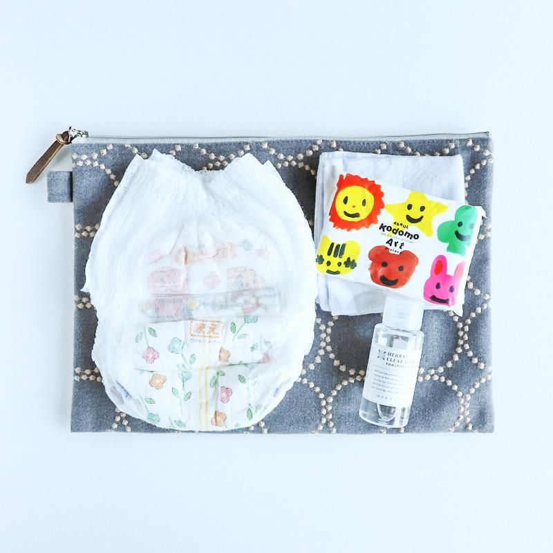 数量限定】 ポーチ / Lサイズ / ミナ ペルホネン / チョウチョ 数量限定】 ポーチ / Lサイズ / ミナ ペルホネン / チョウチョ