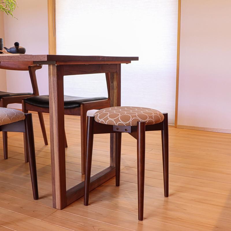 めいこさん専用 ミナペルホネン 秋田木工 剣持スツール ハンドメイド タンバリン 剣持スツール202 タンバリンハリンダル ナラ・青 | La Vida