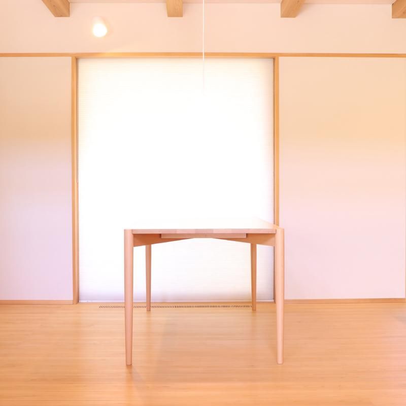 展示品　秋田木工　無垢材　リュッケ　ダイニングテーブル　デスク　北欧　モダン 展示品 秋田木工 無垢材 リュッケ ダイニングテーブル デスク