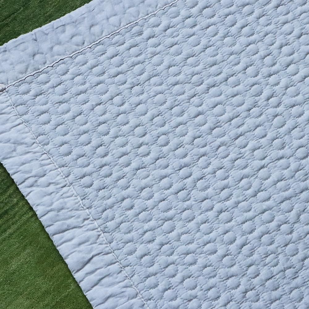 キルティングマット Dot ibul グレー 200cm x 230cm キルティングマット Dot ibul グレー 200cm x 230cm