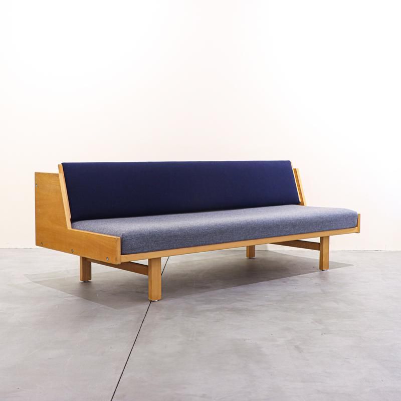 ヴィンテージ家具 / Hans J Wegner (ハンス・J・ウェグナー ヴィンテージ家具 / Hans J Wegner (ハンス・J・ウェグナー