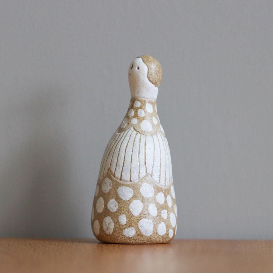 Siblings of alpaca ( アルパカの兄弟 ) / ひとびと / 陶器置物 / 1点