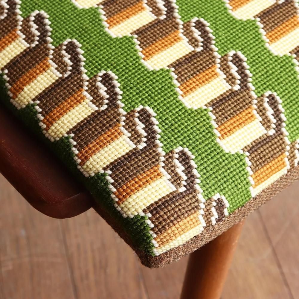 スツール　ビンテージ　デンマーク　３本足 北欧ビンテージ家具／デンマーク製／3本脚スツールチーク×スチール