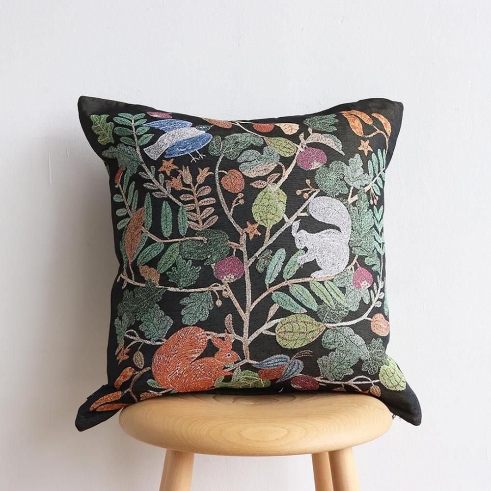 新品　松尾ミユキ　クッションカバー　りす　45×45cm　リス 松尾ミユキ/クッションカバー/リスと植物/Plants-Squirrel/45×45cm