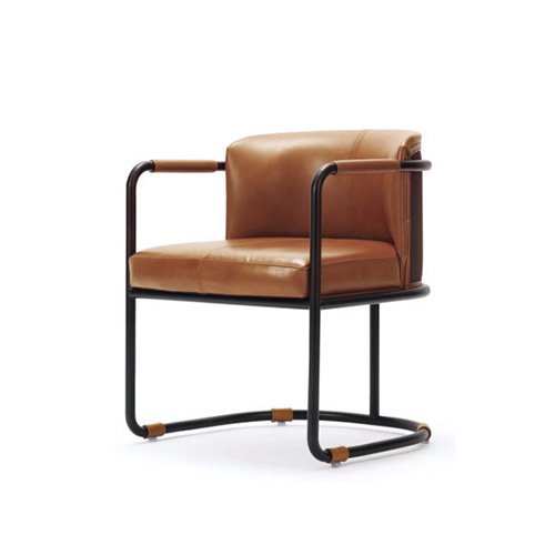 P&BWALTER ARM CHAIR