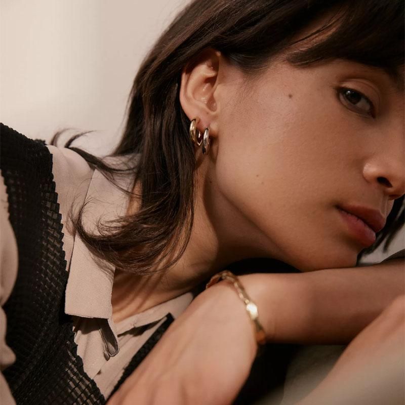 ★パリ発 Louise Damas★ Charlotte クレオール 刻印 小 ピアス ☆パリ発 Louise Damas☆ Charlotte クレオール 刻印 小 ピアス