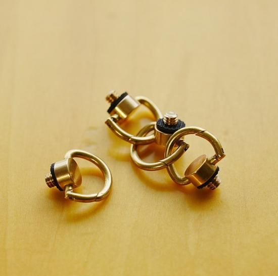 20-60代 人気ファッションブランド Dsnap38（リアル真鍮） SHOP ONLINE CAMPHILLS - アクセサリー