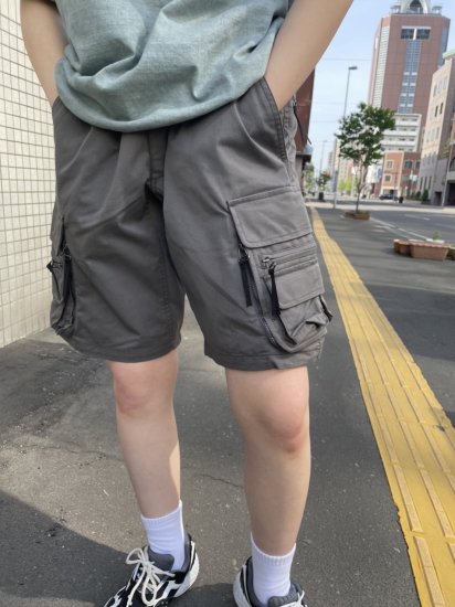 種類豊富な品揃え BAL 完売商品 multi pocket shorts 完売商品 - www 