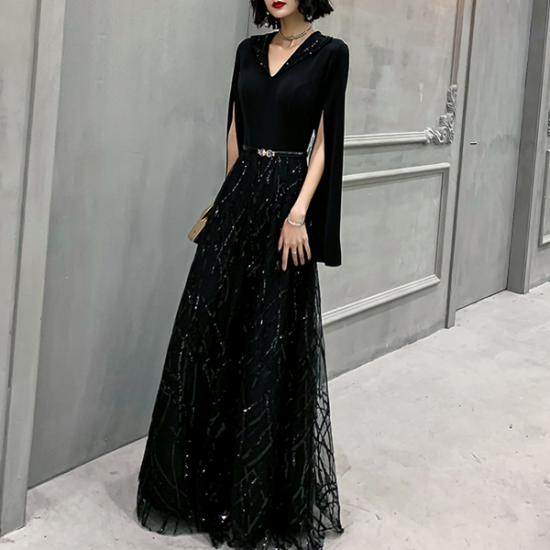 ドレス キラキラ 輝き Vネック ロング丈 袖スリット 優雅 細