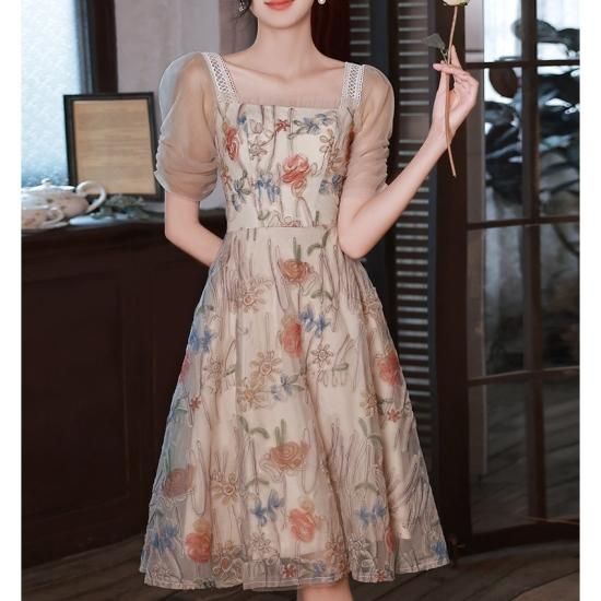 新品タグ付き＊リズリサ＊オーガンジー花柄ワンピース 新品タグ付き＊リズリサ＊オーガンジー花柄ワンピース LIZ LISA