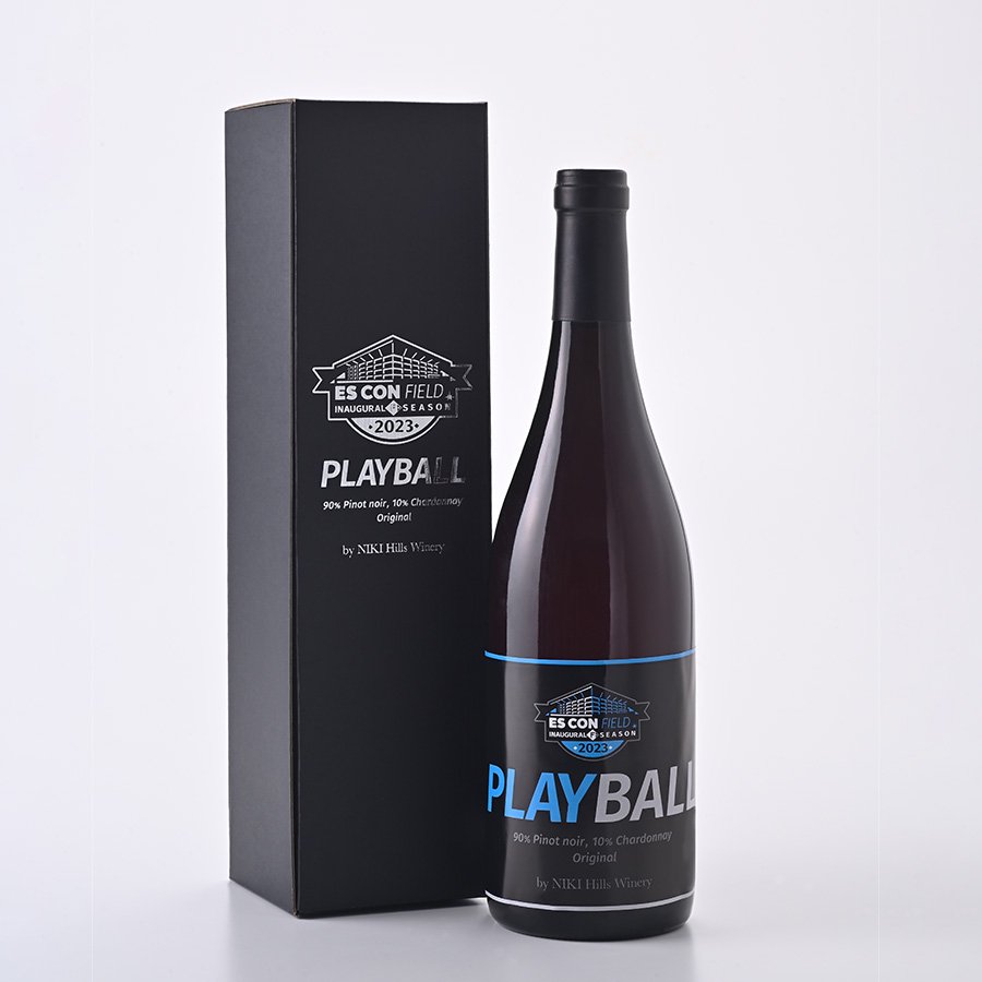 ES CON FIELD HOKKAIDO 2023年開業記念ワイン
PLAY BALL（赤）
