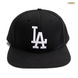【送料無料】PRO STANDARD LOS ANGELES DODGERS SNAPBACK CAP【BLACK×WHITE】