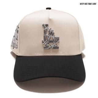 ̵KEEP OUT FAKE LOVE WORLD FAMOUS LA SNAPBACK CAPCREAMBLACK