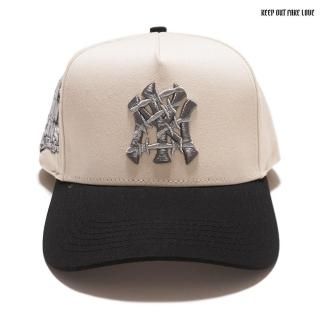 ̵KEEP OUT FAKE LOVE WORLD FAMOUS NY SNAPBACK CAPCREAMBLACK