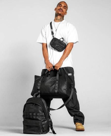 美品 限定品PRO CLUB ビームス コラボ 限定 バックパック リュック 黒 美品 限定品PRO CLUB ビームス コラボ 限定 バックパック リュック 黒