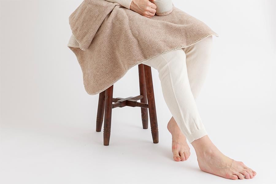 シルクコットン 縫い目のないロングニットパンツ