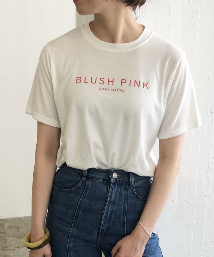 BLUSH PINKプリントTシャツ