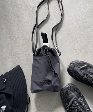 THE NORTH FACESIMPLE STRING BAG MINI