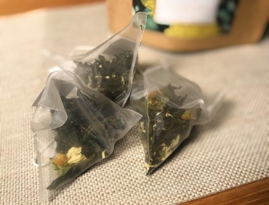 芯身美茶-缶(10パック)-疲れ目癒されTEA-【文山包種茶×菊】 - 芯 芯身美茶-缶(10パック)-疲れ目癒されTEA-【文山包種茶×菊】 - 芯