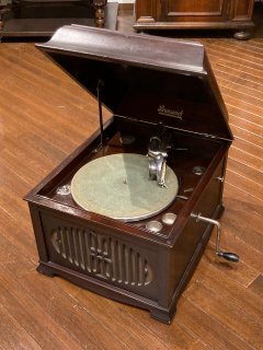 蓄音機Brunswick Model105