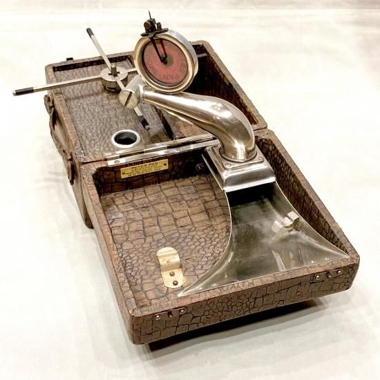 ポータブル蓄音機（ピーターパン） 豆蓄音機 ピーターパン