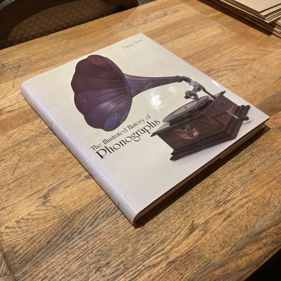 書籍：The Illustrated History of Phonographs