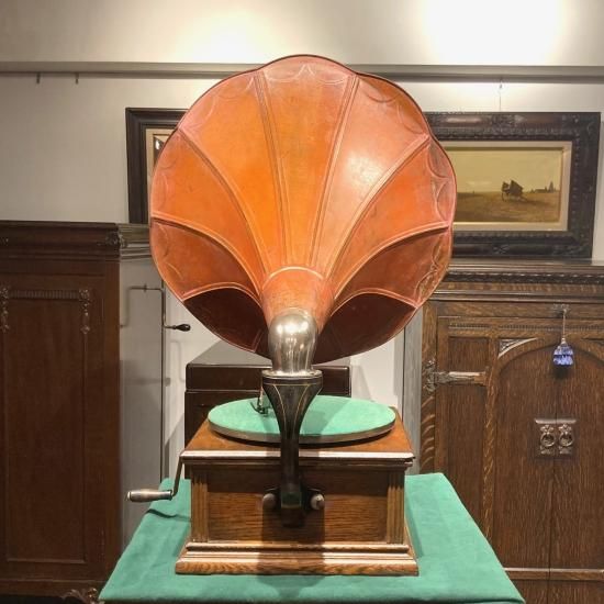 蓄音機 スタンダード・トーキングマシーン・モデルA