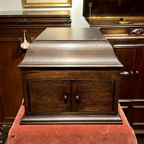 木製手動式蓄音機 元箱付き　クトウ蓄音機 木製手動式蓄音機 元箱付き クトウ蓄音機 蓄音機付きディスク