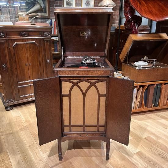 フロア蓄音機 HMV157 | オーク仕上げ - 蓄音機とSPレコードの専門店