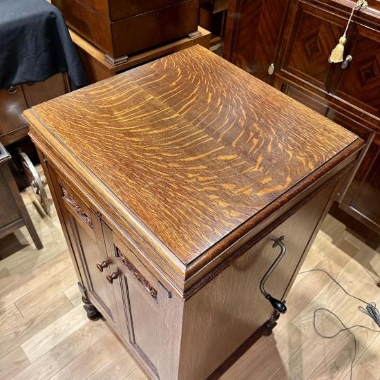 フロア蓄音機 HMV163(オーク仕上げ) | レトロ蓄音機 - 蓄音機とSP