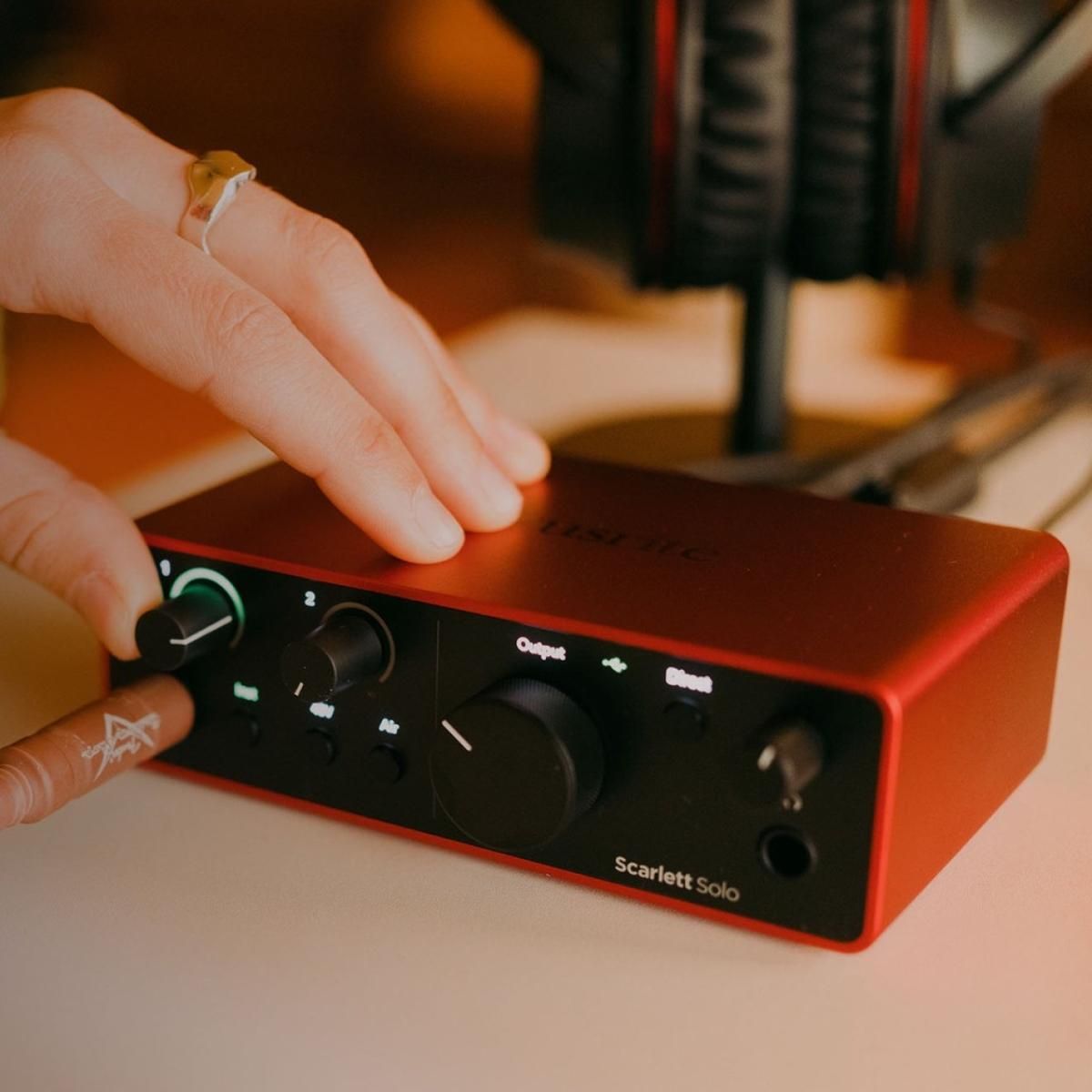Amazon.co.jp: Focusrite フォーカスライト オーディオ