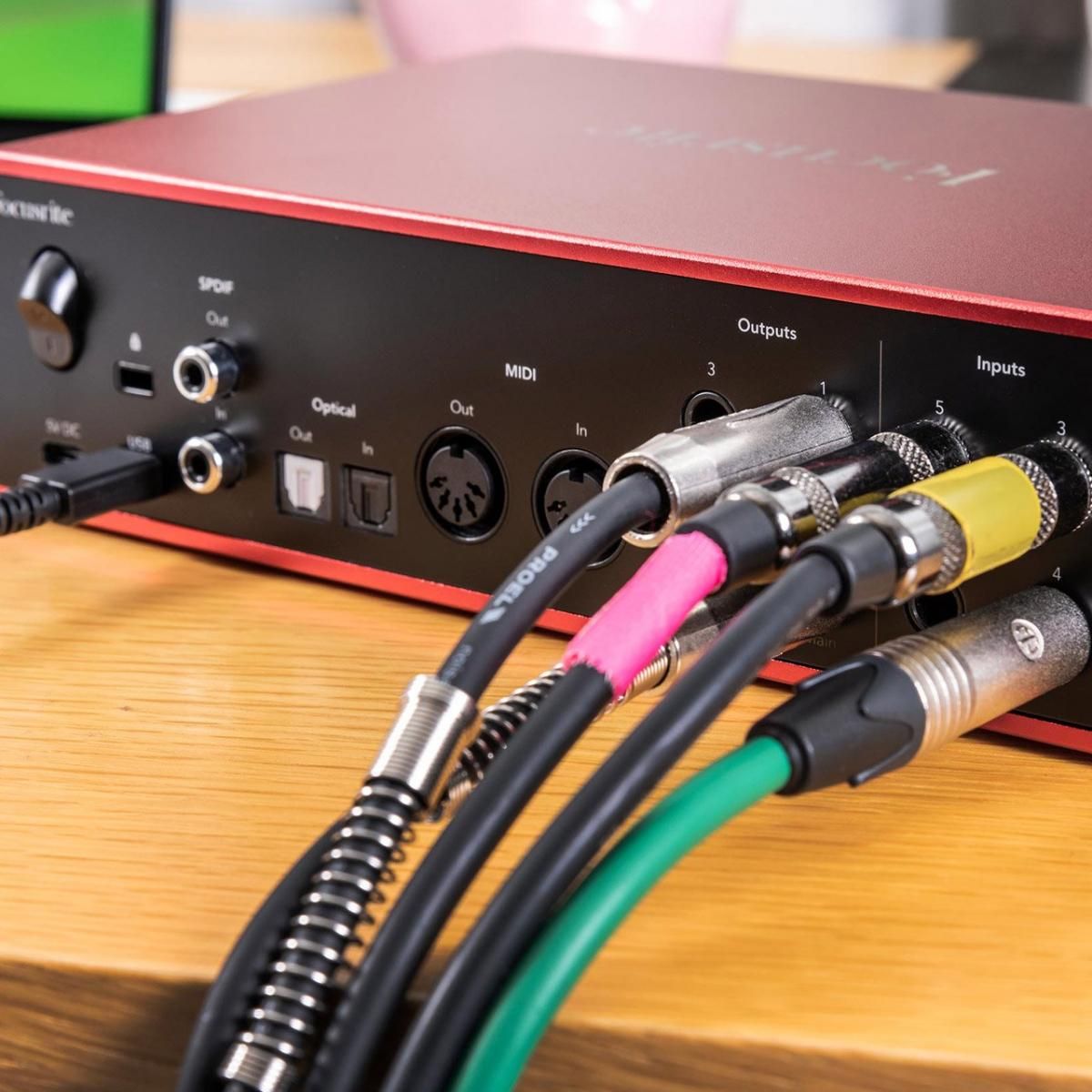 Focusrite Scarlett 16i16 | 16入力16出力USBオーディオ
