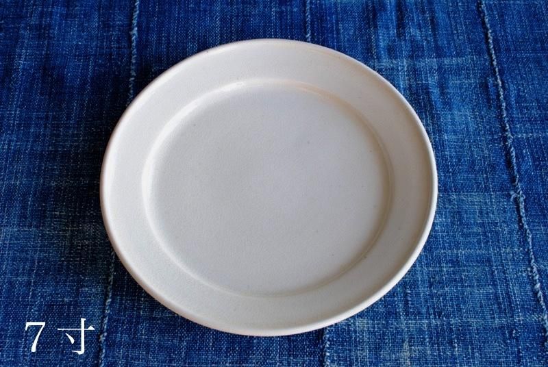 薩摩焼金襴手超特大の絵皿（直径100cm）