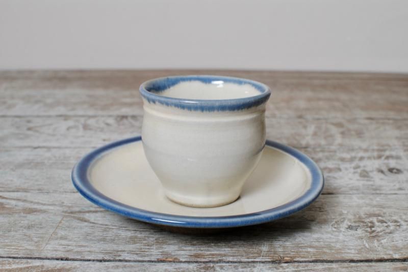 コーヒー碗・皿 白 （01） | 出西窯 on-line STORE