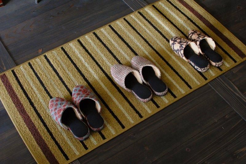 倉敷緞通】玄関マット大 旧No.12柄 - 民藝のある暮し「手しごと」