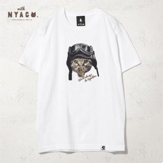 with NYAGO Tシャツ 【 パイロット ソラちゃん 肉球をペロペロするにゃ 1006 】