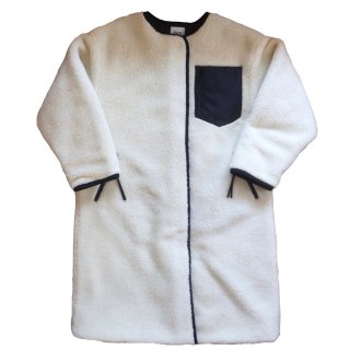 <img class='new_mark_img1' src='https://img.shop-pro.jp/img/new/icons47.gif' style='border:none;display:inline;margin:0px;padding:0px;width:auto;' />reversible coat