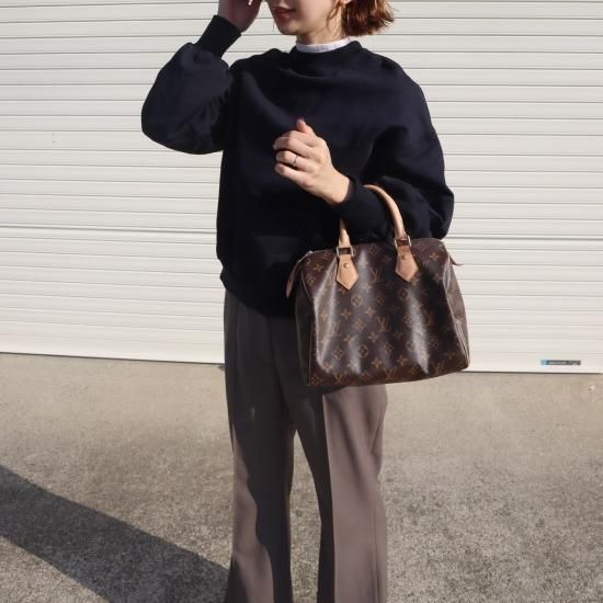 volume sleeve sweat