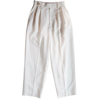 <img class='new_mark_img1' src='https://img.shop-pro.jp/img/new/icons47.gif' style='border:none;display:inline;margin:0px;padding:0px;width:auto;' />[ͽ]new tuck pants(ivory)