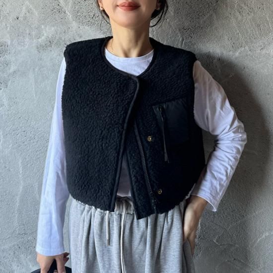 セール商品が満載 予約]reversible short ëpa - vest ジャケット・アウター