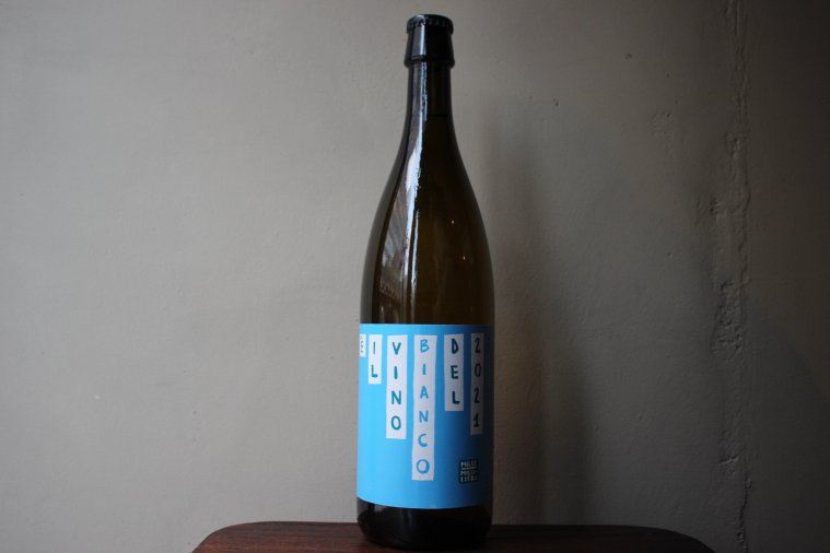 Questo è il Vino Bianco del 2021 クエスト・エ・イル・ヴィノ・ビアンコ・デル 2021