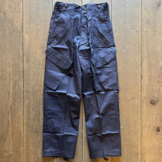 <img class='new_mark_img1' src='https://img.shop-pro.jp/img/new/icons5.gif' style='border:none;display:inline;margin:0px;padding:0px;width:auto;' />MILITARY DEADSTOCK ꥹ ROYAL NAVY COMBAT TROUSERS Фݥåȥѥ