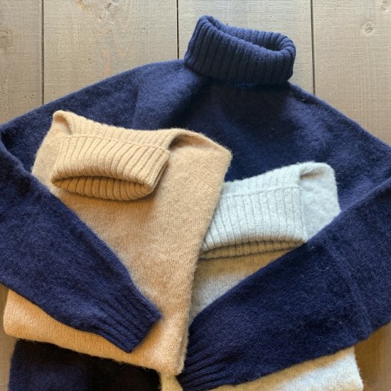【BRICK】 Shetland Sweater Polo Pullover Made in SCOTLAND ブリック シェットランド セーター  タートル - 【 CHARMANT 】 メンズ ・ レディース MILITARY ・ KAPTAIN SUNSHINE ・ ORDINARY FITS 