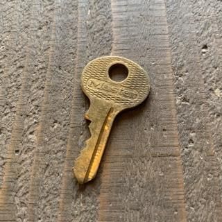 ANTIQUE KEY 30's 